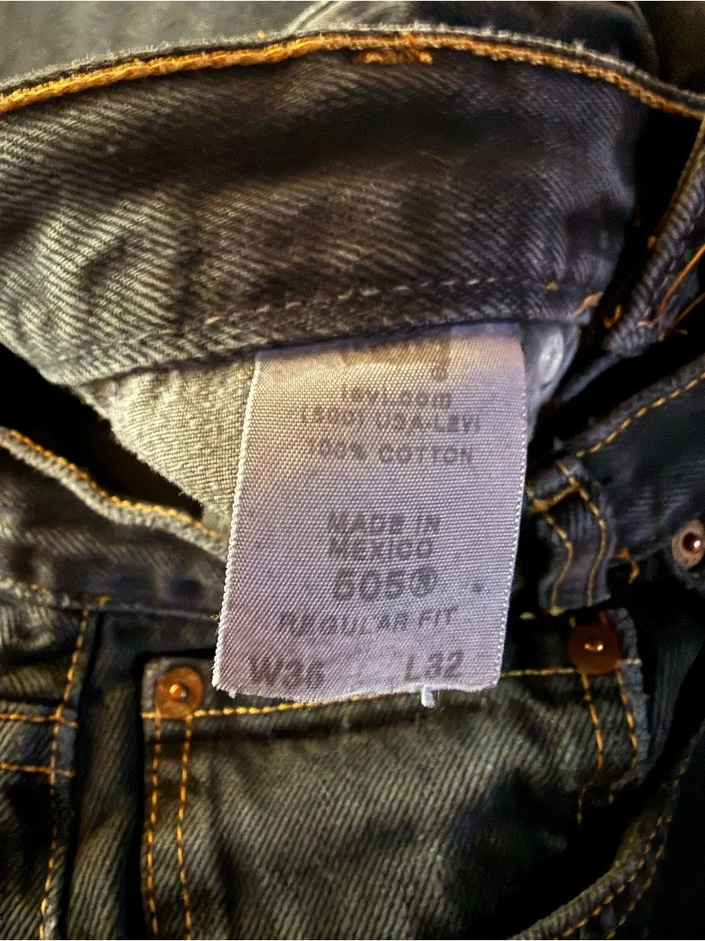 Women’s Vintage Black Levi’s 505 Straight leg Jeans